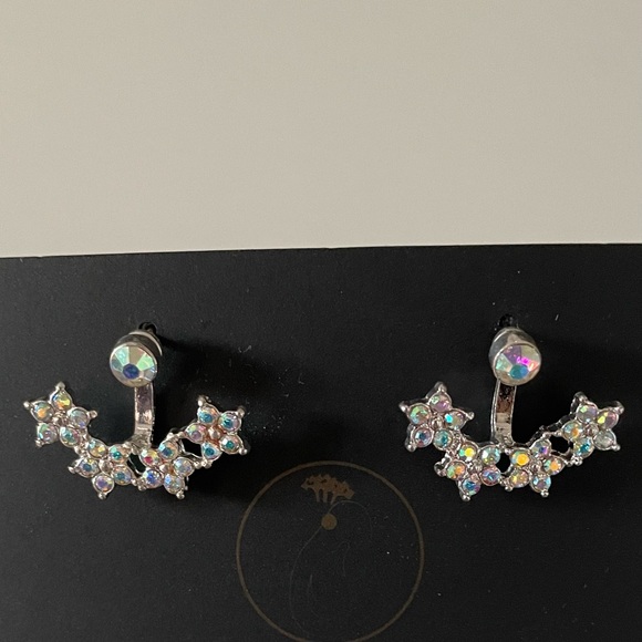 Forever 21 Silver Flower Ear Jacket Earrings - Picture 3 of 5